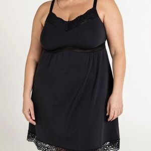 NEW Soft Bliss Sleepwear Chemise by UNDERSTANCE - Medium, cup size DDD-J